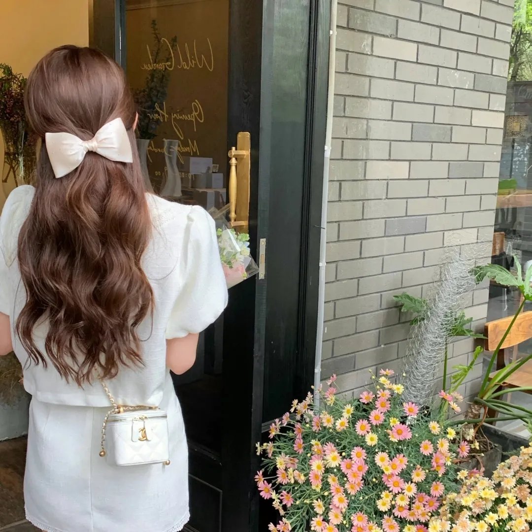 黑色嘉年华